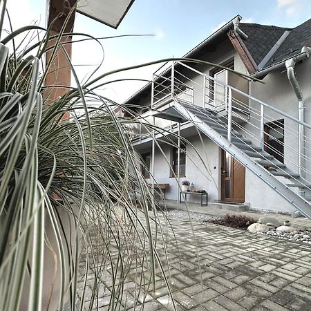 Apartment Nela Pavčina Lehota Eksteriør bilde