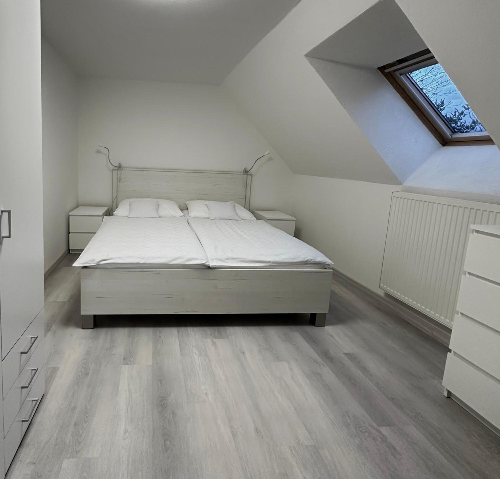 Apartment Nela Pavčina Lehota Eksteriør bilde